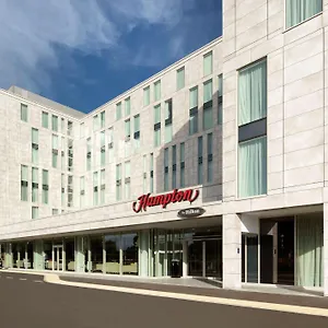 *** מלון Hampton By Hilton London Stansted Airport בריטניה