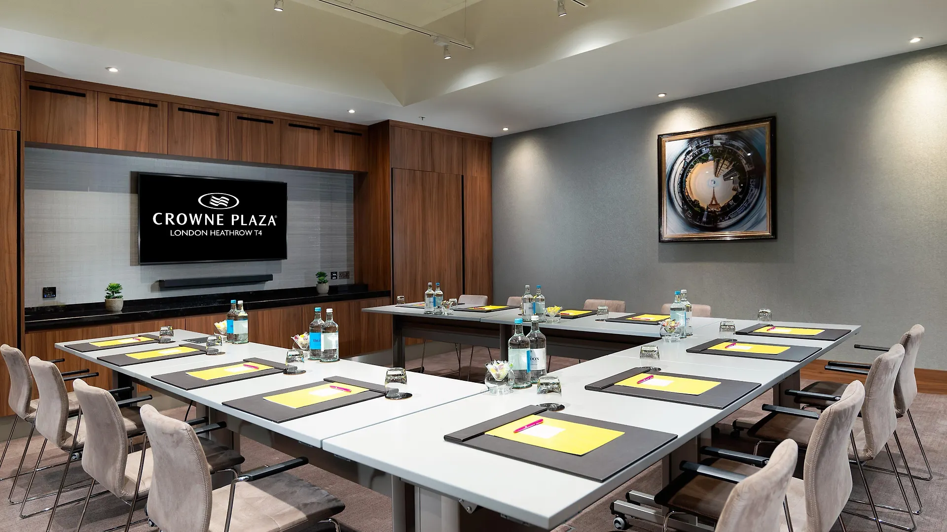 Отель Crowne Plaza London Heathrow T4 By Ihg Хитроу