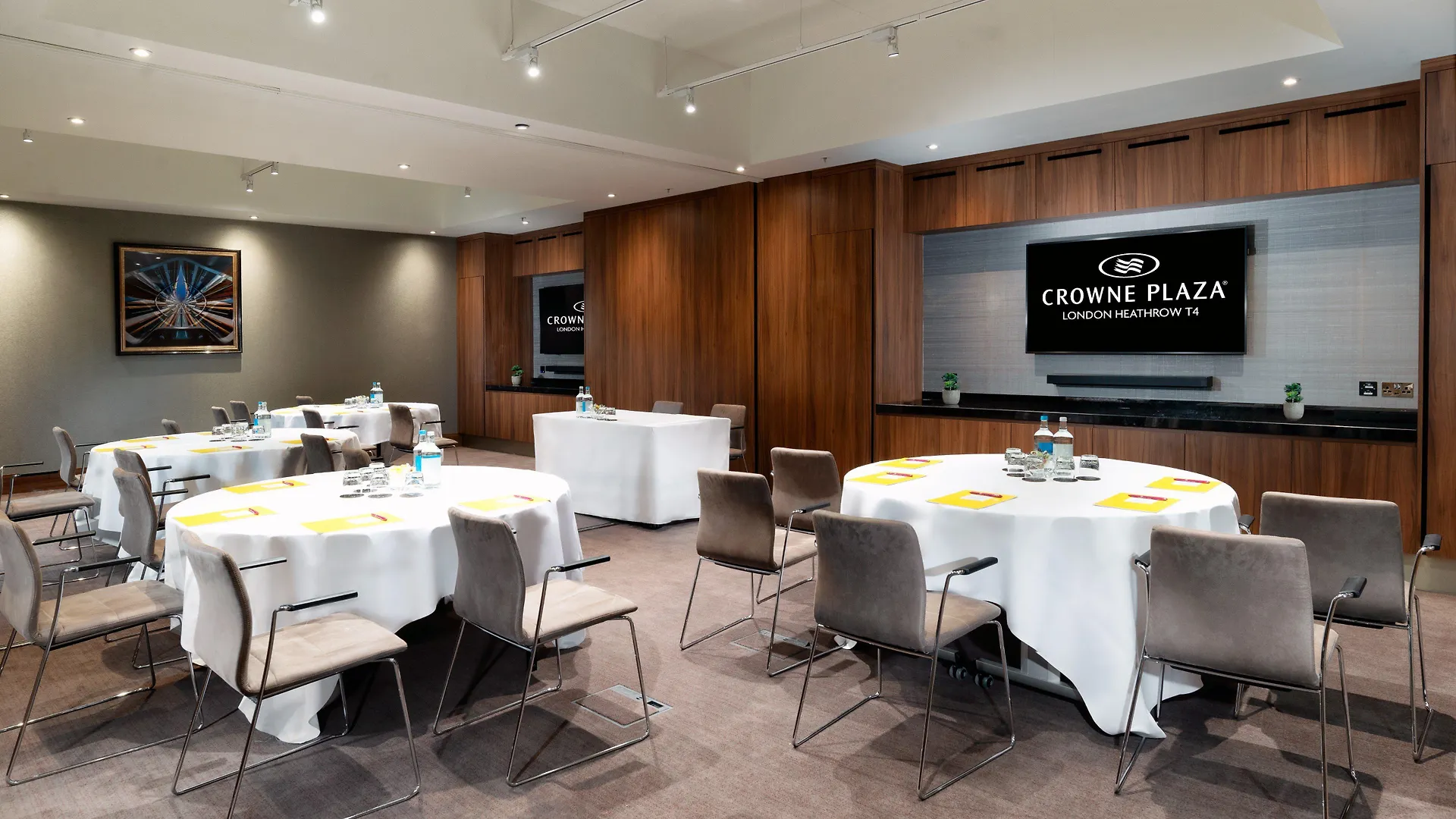 Отель Crowne Plaza London Heathrow T4 By Ihg Хитроу